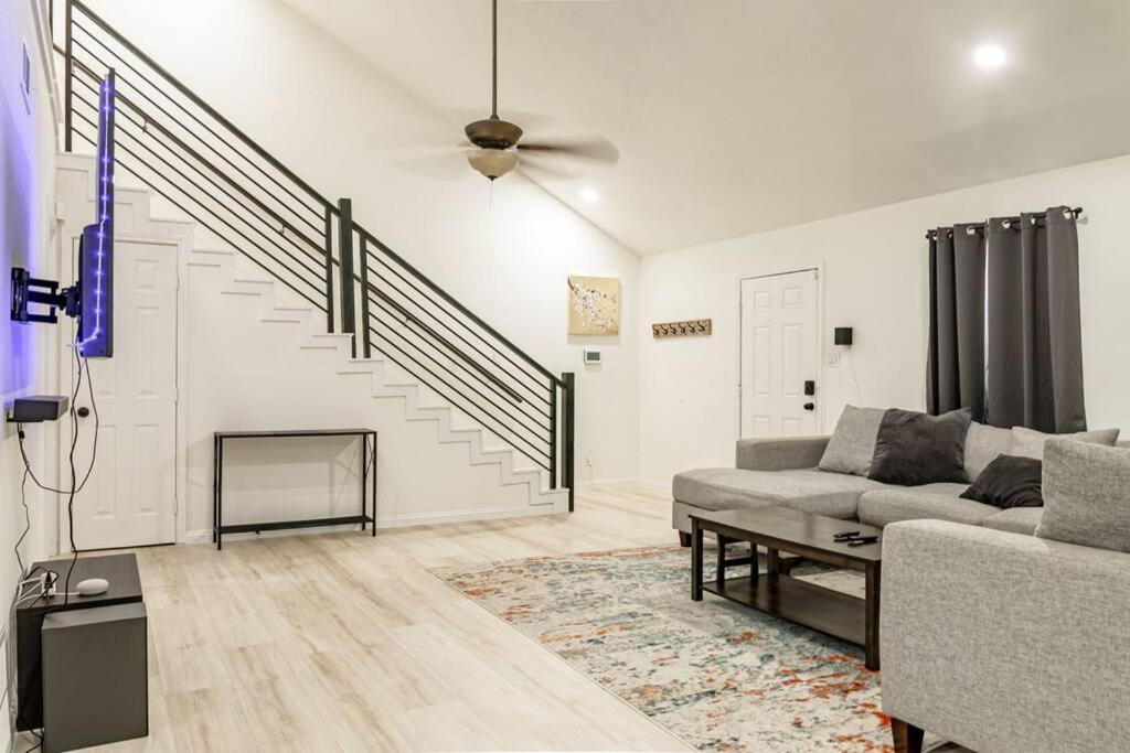 גלווסטון Roomy Home 5 Mins From Attractions מראה חיצוני תמונה